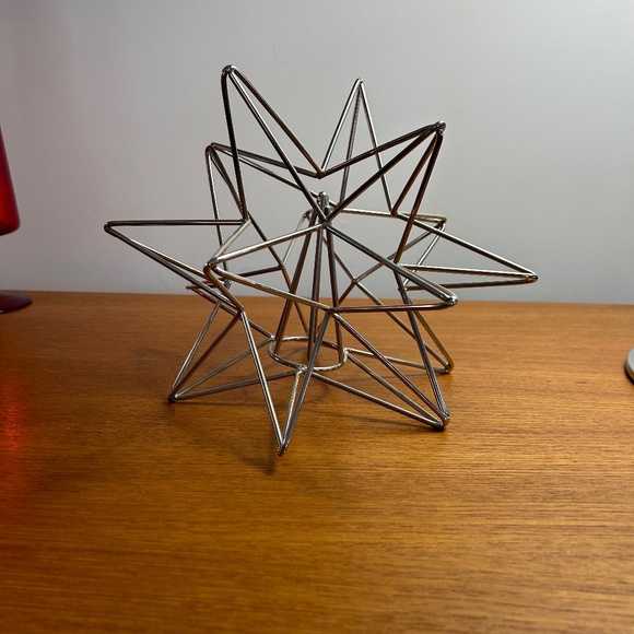 Silver Metal Christmas Star Decoration - Picture 2 of 6